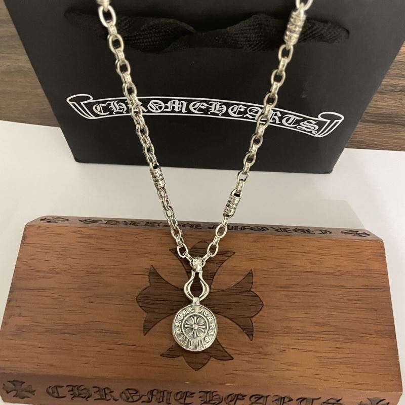 Ch**me He**ts necklaces
